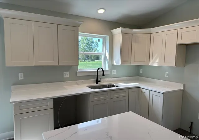 4th image of 7604 Church Rd, Imlay City, MI 48444 | MLS# 61020517
