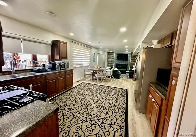 Homes for sale in Dearborn Heights, MI | 25880 Cherry Hill Rd, Dearborn Heights, MI 48127 | MLS# 60986324