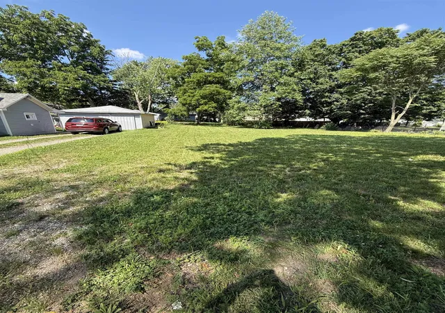Homes for sale in Owosso, MI | 643 N Hickory St, Owosso, MI 48867 | MLS# 80070383