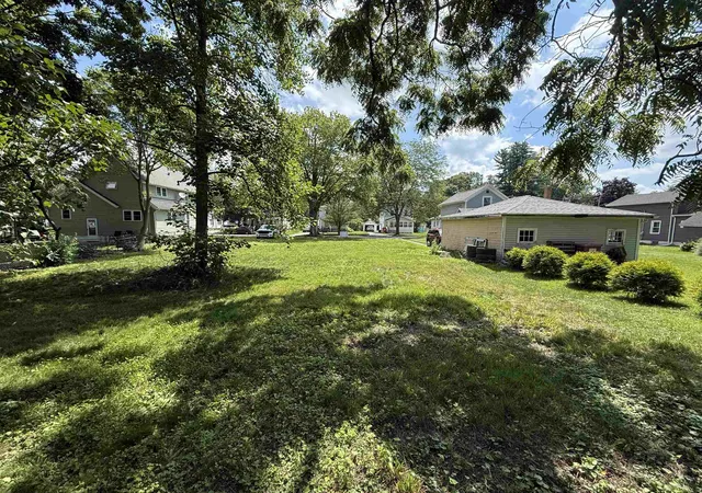 Homes for sale in Owosso, MI | 643 N Hickory St, Owosso, MI 48867 | MLS# 80070383