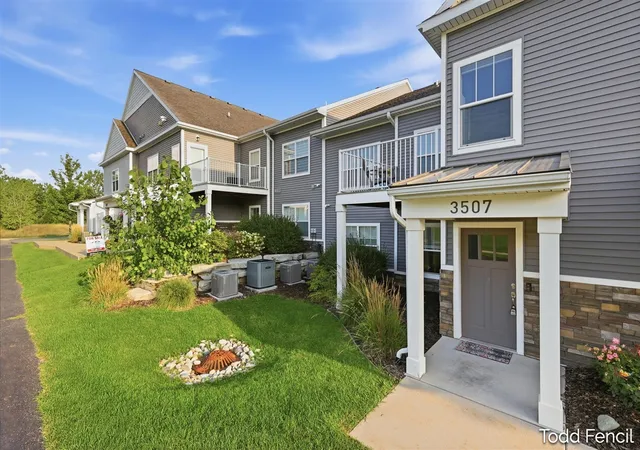 2nd image of 3507 Crystal River St #109, Wyoming, MI 49418 | MLS# 70554256