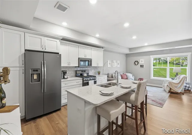 5th image of 3507 Crystal River St #109, Wyoming, MI 49418 | MLS# 70554256