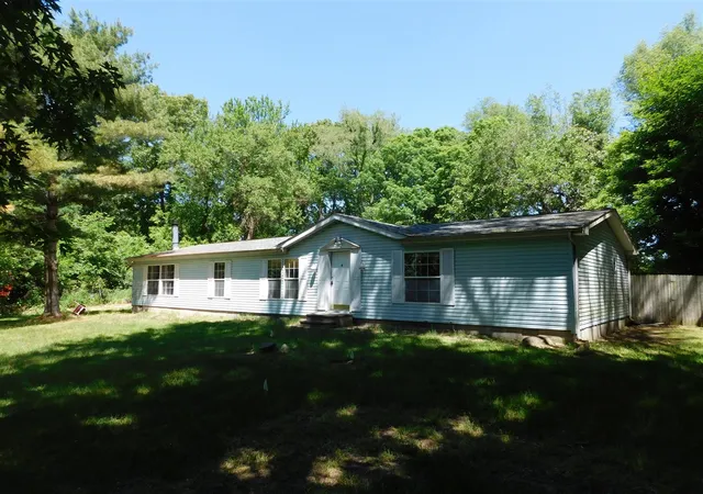 Homes for sale in Edwardsburg, MI | 27134 Deerfield Ln, Edwardsburg, MI 49112 | MLS# 70536141