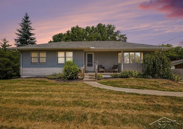 2nd image of 423 Glidden Rd, Beaverton, MI 48612 | MLS# 50214801