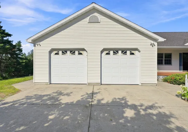 5th image of 3854 W 18 Mile Rd, Mesick, MI 49668 | MLS# 80071792
