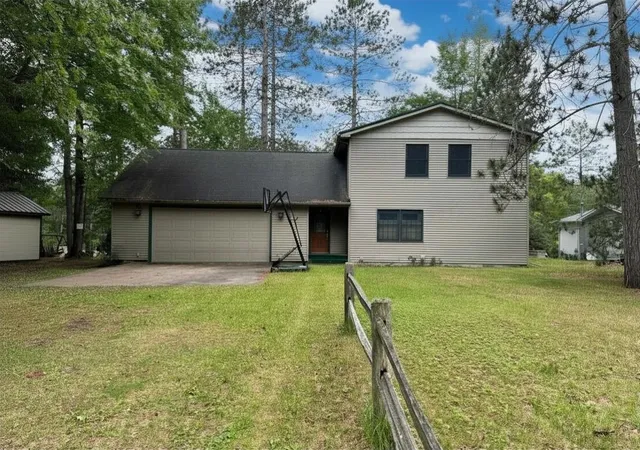 1st image of 4867 E Shore Dr, Alger, MI 48610 | MLS# 80070060