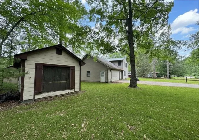 3rd image of 4867 E Shore Dr, Alger, MI 48610 | MLS# 80070060