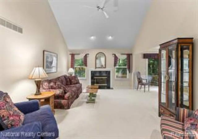 Homes for sale in Commerce Township, MI | 180 Winslow Cir, Commerce Township, MI 48390 | MLS# 61008251