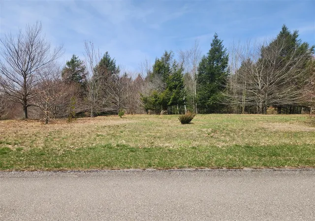 Homes for sale in Onekama, MI | 9954 N Slope Dr, Onekama, MI 49675 | MLS# 70530702