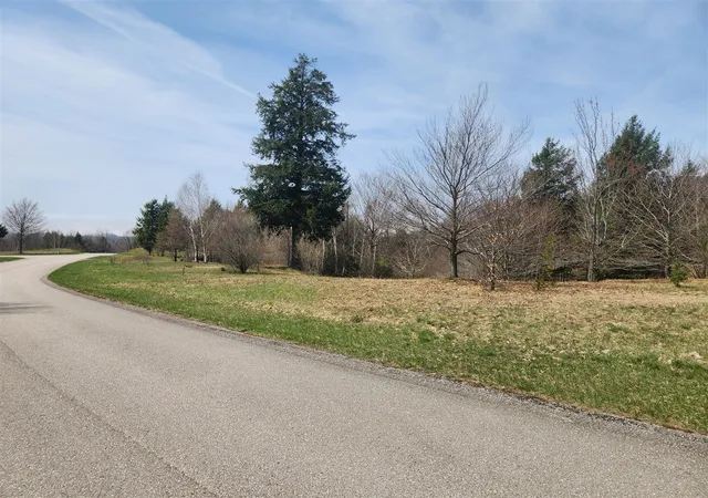Homes for sale in Onekama, MI | 9954 N Slope Dr, Onekama, MI 49675 | MLS# 70530702