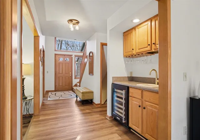3rd image of 1410 Windy Rdg, Ada, MI 49301 | MLS# 70517927