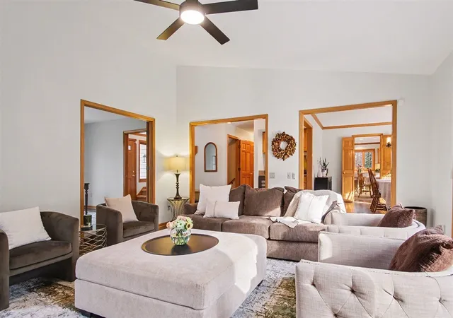 5th image of 1410 Windy Rdg, Ada, MI 49301 | MLS# 70517927