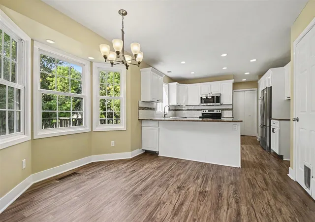 Photo 4 of Single family home for sale at 2250 Yorktown Dr, Grand Rapids, MI 49508 | MLS# 70550425 | Listing updated on 2026-08-24