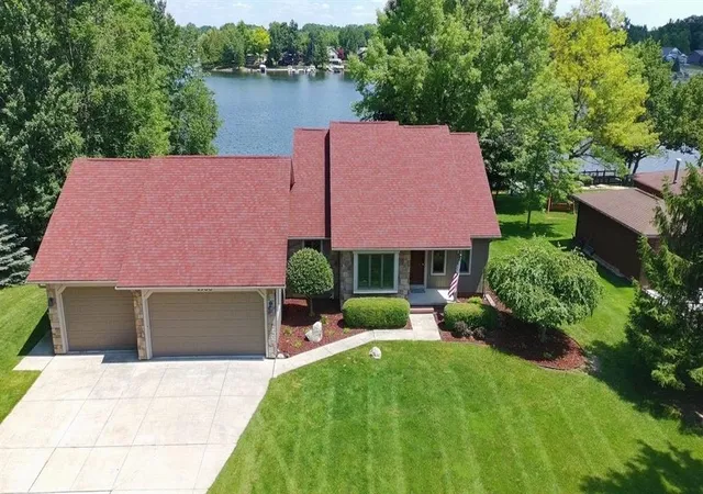 Homes for sale in Gladwin, MI | 1988 N Haven Dr, Gladwin, MI 48624 | MLS# 50214070