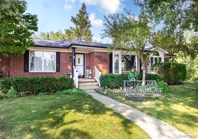 Photo 3 of Single family home for sale at 50900 Proctor Rd, Canton, MI 48188 1010 | MLS# 61024707 | Listing updated on 2026-08-27