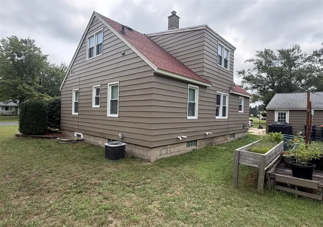 Photo 2 of Sale Pending at 744 Aster Ave, Holland, MI 49423 | MLS# 70551415 | Listing updated on 2026-08-20