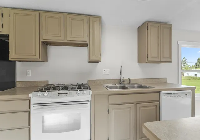 Homes for sale in Tustin, MI | 202 Jenny Lind St, Tustin, MI 49688 | MLS# 80070385