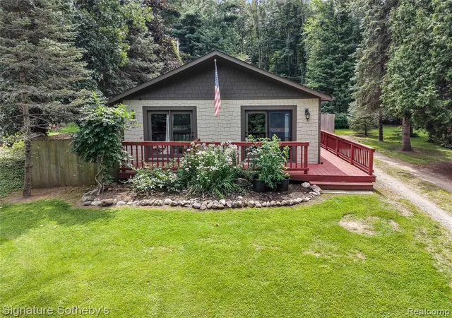 2nd image of 4137 W Allen Rd, Howell, MI 48855 7704 | MLS# 61023988