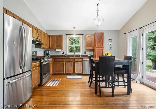 Photo 3 of Sale Pending at 4137 W Allen Rd, Howell, MI 48855 7704 | MLS# 61023988 | Listing updated on 2026-08-27