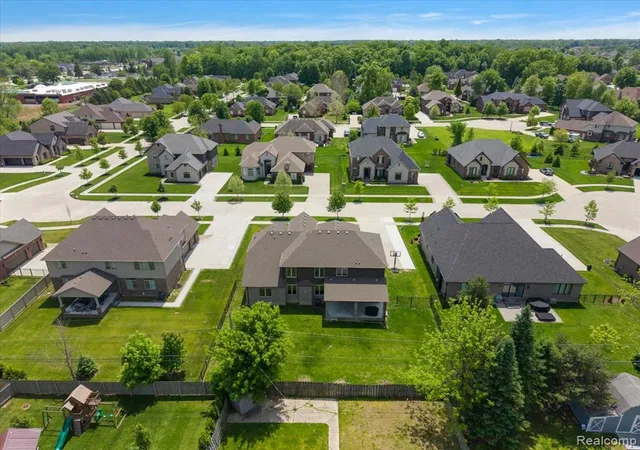 57th image of 7659 Crimson Ct, Utica, MI 48316 5897 | MLS# 60997109