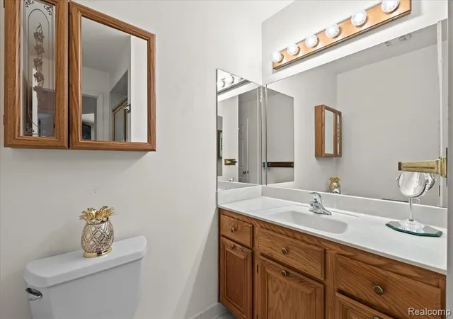 2nd image of 42158 Blossom Ln, Clinton Township, MI 48038 | MLS# 61007960