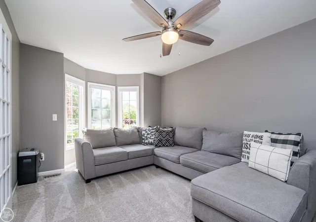 Photo 5 of Single Family Residence at 57667 Yorkshire Ct, Washington, MI 48094 | MLS# 50211002 |  | Sold on 2026-08-14