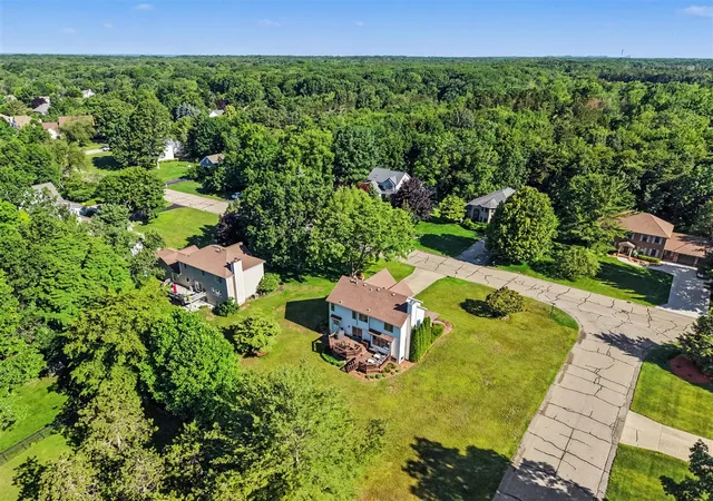 Homes for sale in Holland, MI | 1864 Erin Isle Dr, Holland, MI 49424 | MLS# 70541236