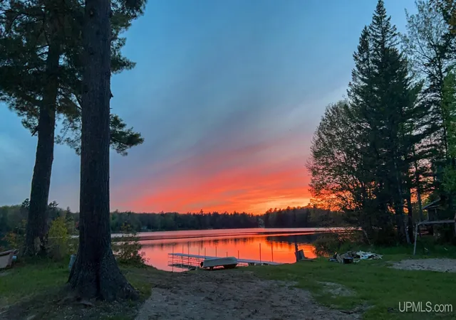 5th image of 3865 Peninsula Point Rd, Munising, MI 49862 | MLS# 50171194