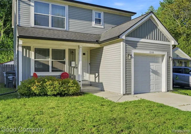 Photo 3 of Single Family Residence at 1218 E Bernhard Ave, Hazel Park, MI 48030 | MLS# 60997030 |  | Sold on 2026-07-02
