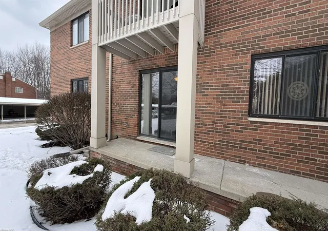 Homes for sale in Clinton Township, MI | 42188 Todd Mark Ln #4, Clinton Township, MI 48038 | MLS# 50207994
