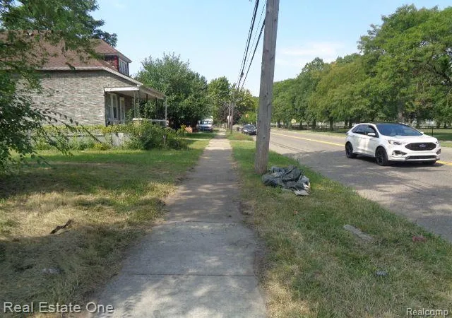 Homes for sale in Hamtramck, MI | 5092 Charles St, Hamtramck, MI 48212 | MLS# 60334747