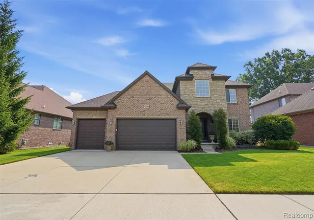 1st image of 55362 Estates Ln, Macomb, MI 48042 | MLS# 61021674