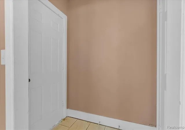 Photo 3 of Single family home for sale at 11368 Nardin Dr, Detroit, MI 48204 1470 | MLS# 61003827 | Listing updated on 2026-10-27
