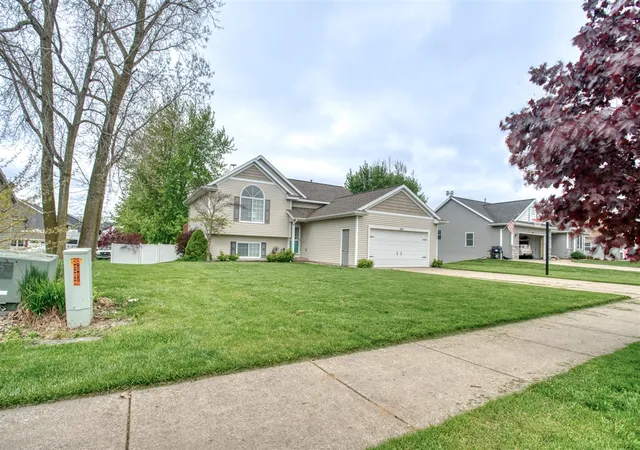 Homes for sale in Allendale, MI | 10875 Lance Ave, Allendale, MI 49401 | MLS# 70532066