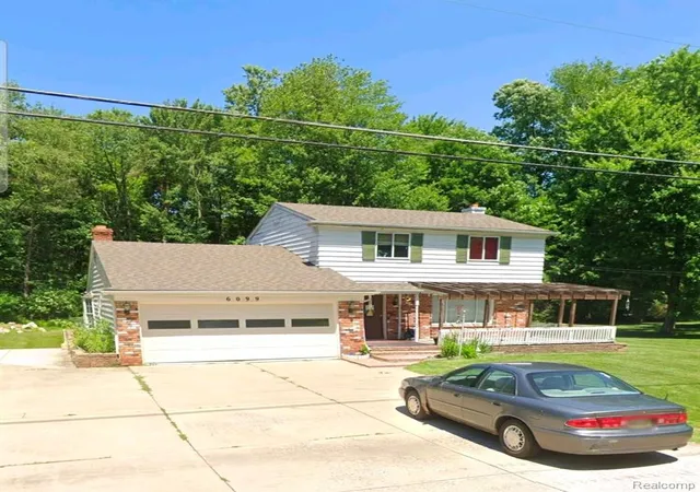Homes for sale in Burton, MI | 6099 Brookwood Dr, Burton, MI 48509 | MLS# 60994989