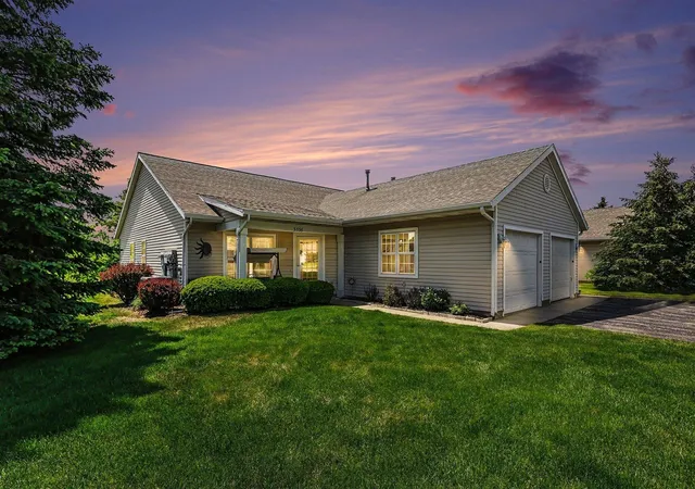 Homes for sale in Grand Rapids, MI | 3336 Clear Vista Ct #33, Grand Rapids, MI 49525 | MLS# 70536288