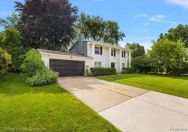 Photo 4 of Sale Pending at 24132 Saint Mary Ct, Farmington, MI 48336 | MLS# 61011596 | Listing updated on 2026-08-14
