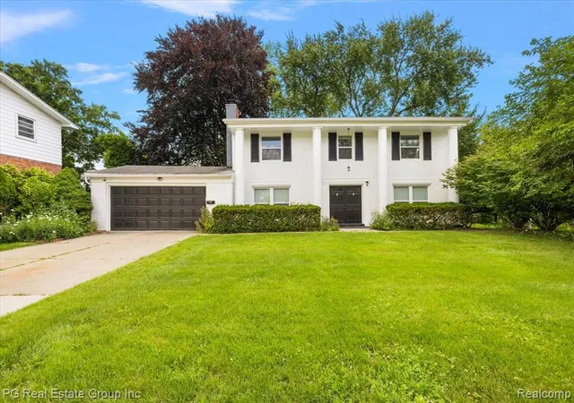 Photo 5 of Sale Pending at 24132 Saint Mary Ct, Farmington, MI 48336 | MLS# 61011596 | Listing updated on 2026-08-14