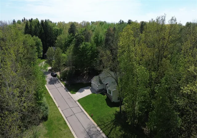 Homes for sale in Manchester, MI | 710 Glen Oak Dr, Manchester, MI 48158 | MLS# 70535607
