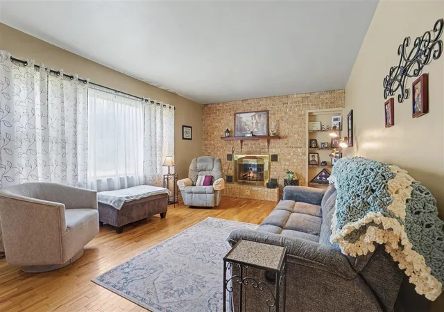 Photo 3 of Sale Pending at 80 Griffin Ct, Battle Creek, MI 49015 | MLS# 70543428 | Listing updated on 2026-08-27