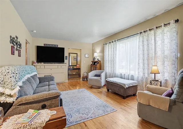 Photo 4 of Sale Pending at 80 Griffin Ct, Battle Creek, MI 49015 | MLS# 70543428 | Listing updated on 2026-08-27