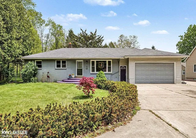 2nd image of 46502 Woodall Rd, Shelby Township, MI 48317 | MLS# 50207395