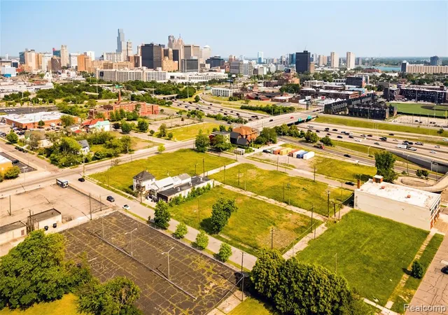 4th image of 2641 Trumbull St, Detroit, MI 48216 2109 | MLS# 60407777