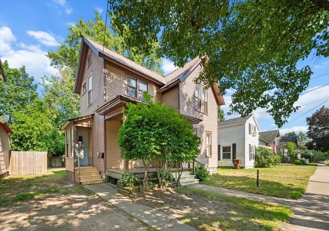 Photo 3 of Sale Pending at 50 S Union St, Sparta, MI 49345 | MLS# 70544121 | Listing updated on 2026-07-12