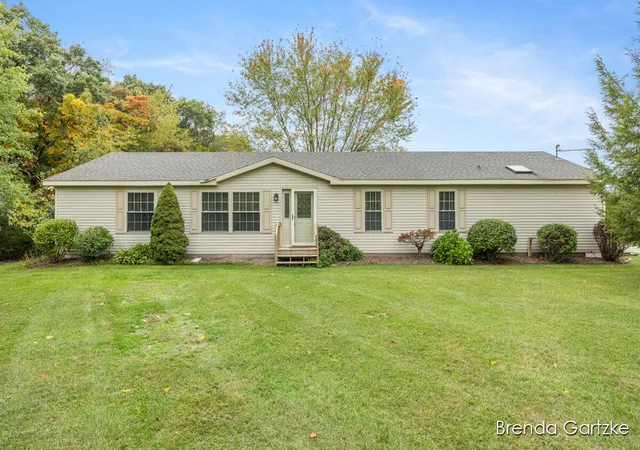1st image of 11025 Heintzelman Ave, Rockford, MI 49341 | MLS# 70499315