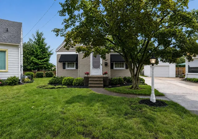 Photo 1 of Sale Pending at 1139 Kelsey St, Grand Rapids, MI 49505 | MLS# 70541536 | Listing updated on 2026-07-15