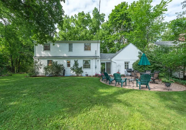 Homes for sale in Ann Arbor, MI | 719 Sunset Rd, Ann Arbor, MI 48103 | MLS# 70544537