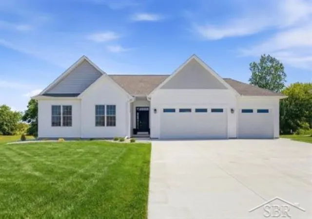 1st image of 4521 E Crossroads Dr, Bay City, MI 48706 | MLS# 50198730