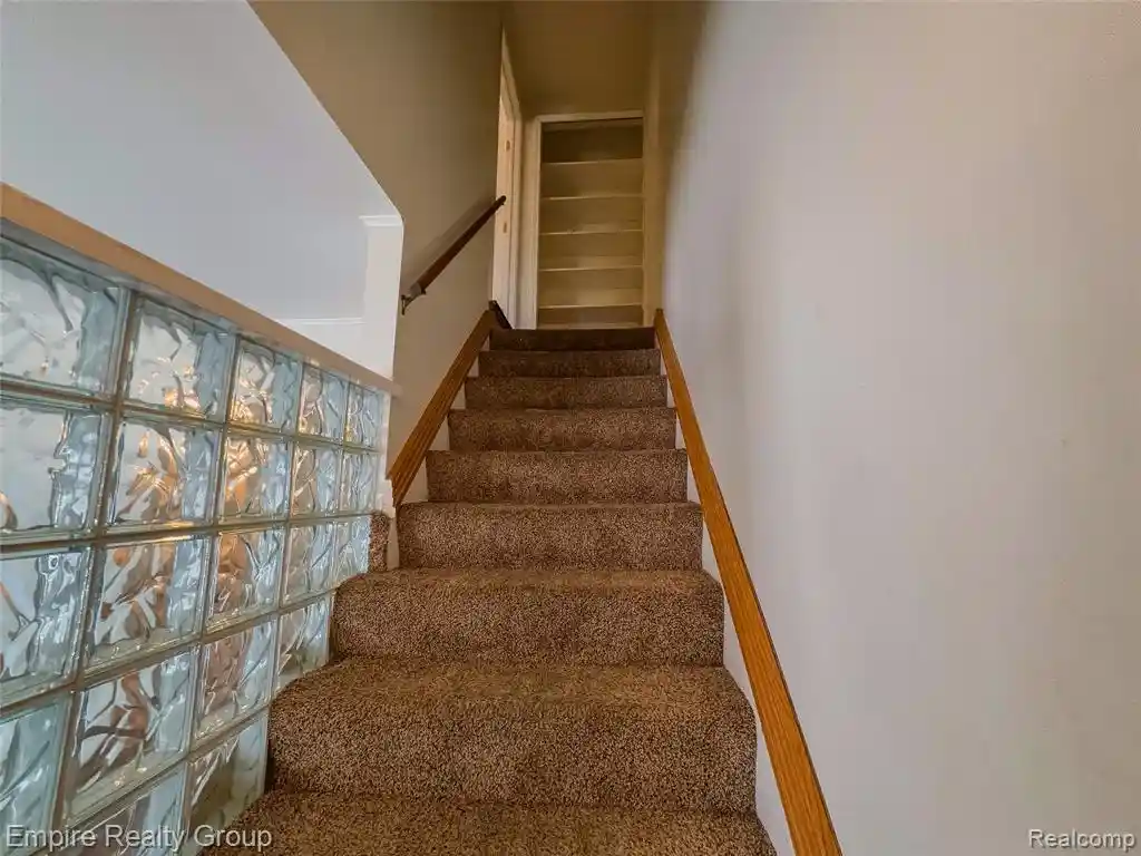 Listing Photo 28 - Condo for sale in 3002 Seaton Circuit located at 3002 Seaton Circuit, Warren, MI 48091 - Unit 3002 Seaton Circuit