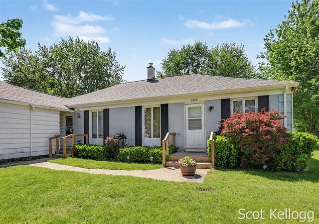 Homes for sale in Grand Rapids, MI | 5959-5961 Crestmoor Dr, Grand Rapids, MI 49508 | MLS# 70536551